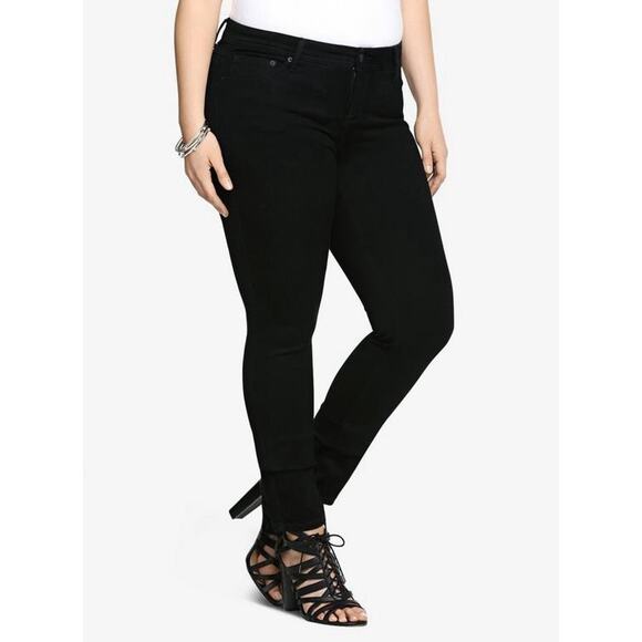 Torrid 12S 12 Short Jegging Skinny High Rise Jeans Black Denim Stretch 3 Button - Picture 1 of 16